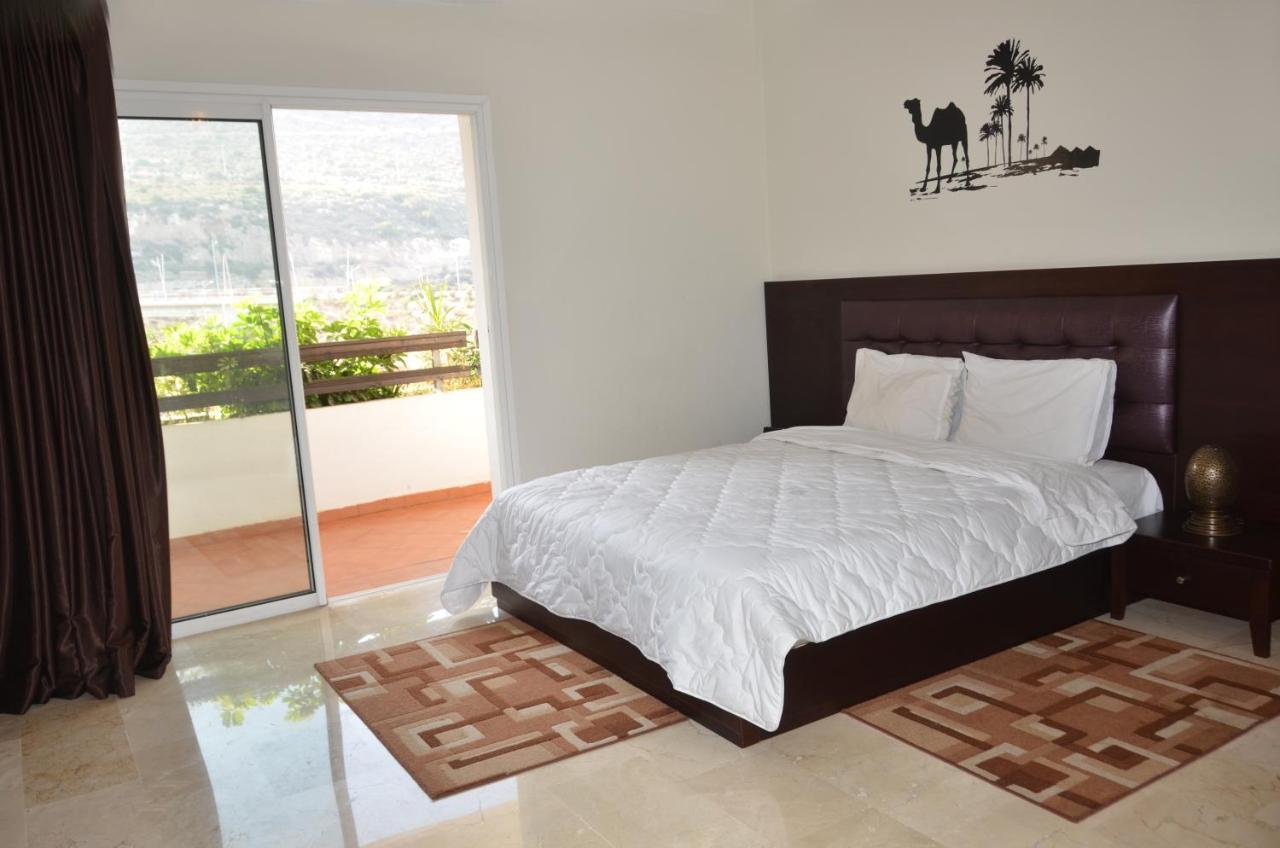 Lovely Marina Flat